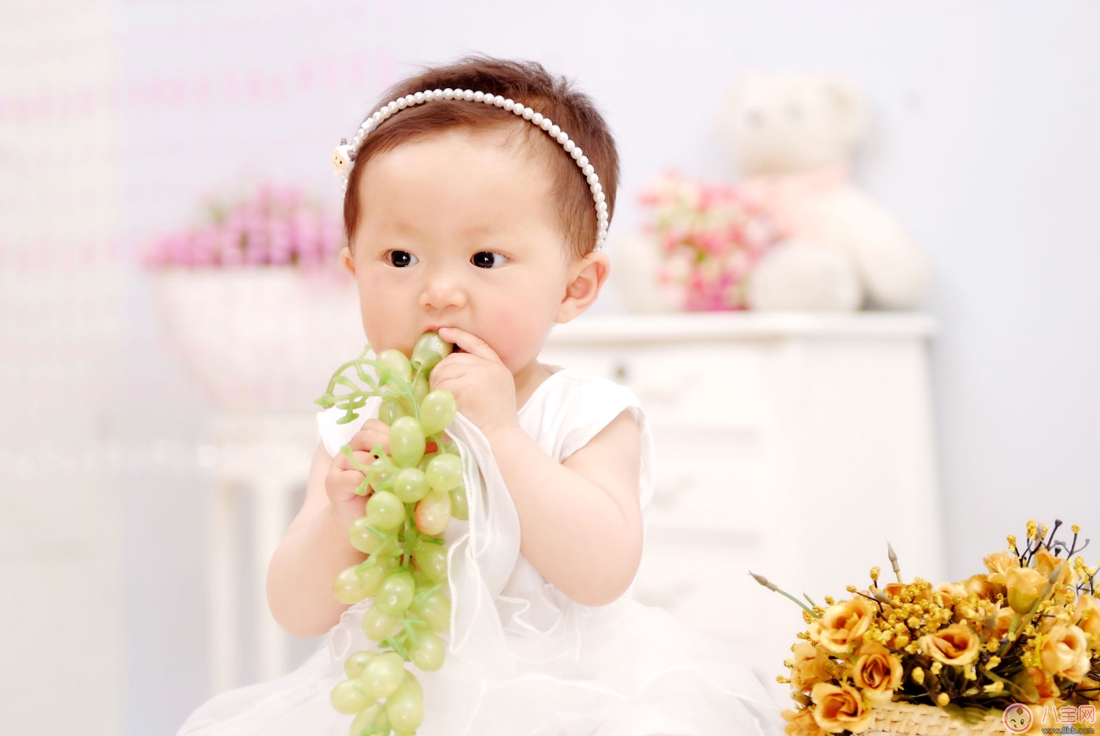 寶寶便秘不喝藥 吃葡萄就好了
