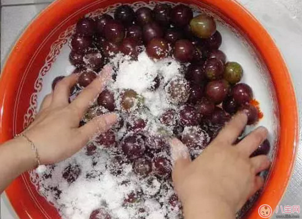 寶寶便秘不喝藥 吃葡萄就好了