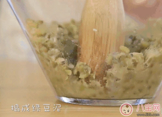 夏季輔食糕點(diǎn)香甜綠豆糕 美味降火還明目