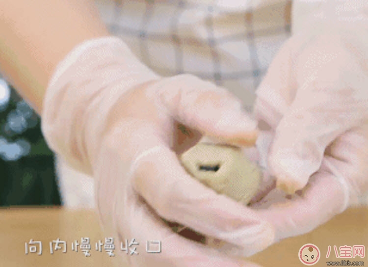 夏季輔食糕點(diǎn)香甜綠豆糕 美味降火還明目