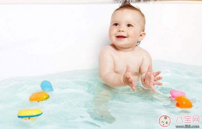 2017夏天寶寶洗澡要用沐浴露嗎 嬰兒用沐浴露洗澡好嗎