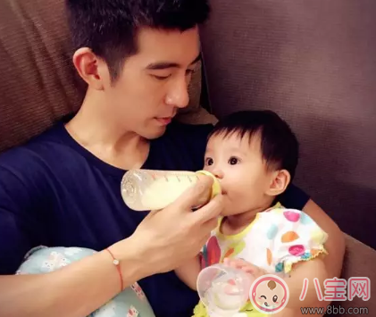 咘咘同款奶瓶 自然實感奶瓶貝親奶瓶