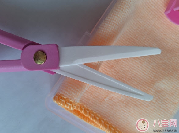 寶寶輔食剪刀有用嗎 嬰兒輔食剪刀測評(陶瓷輔食剪刀) 寶寶輔食剪刀有用嗎 嬰兒輔食剪刀測評(陶瓷輔食剪刀)