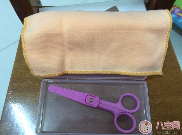 寶寶輔食剪刀有用嗎 嬰兒輔食剪刀測評(陶瓷輔食剪刀) 寶寶輔食剪刀有用嗎 嬰兒輔食剪刀測評(陶瓷輔食剪刀)