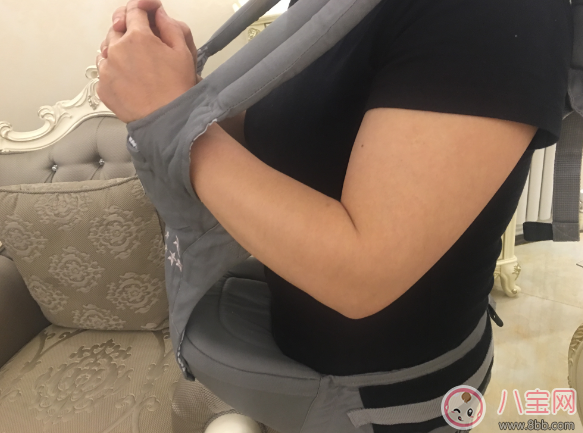 腰凳到底有沒有用 賈靜雯同款ERGObaby腰凳全面測評(píng)