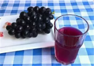 三伏天必備寶寶輔食食譜 讓寶寶輕松度過(guò)這個(gè)夏天