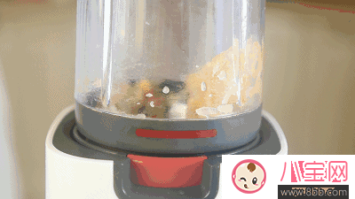 寶寶不喜歡吃白粥 來份香菇玉米雞茸粥