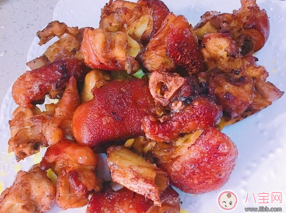 夏日沒胃口 來(lái)份椒鹽豬蹄下飯香