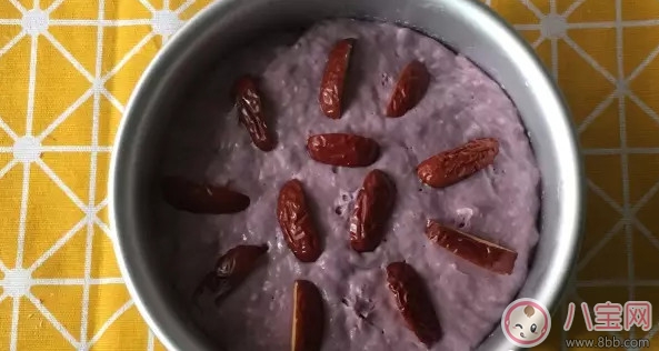 寶寶輔食 口感軟糯的紫薯發(fā)糕