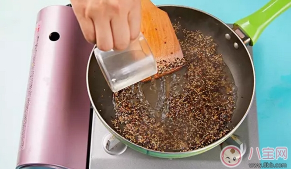 給寶寶輔食加點谷物 甜菜南瓜藜麥飯