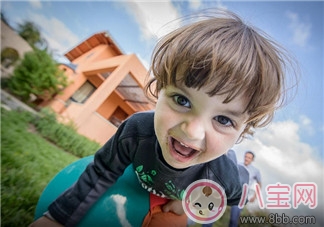 寶寶誤食怎么辦？哪些情況不可以催吐