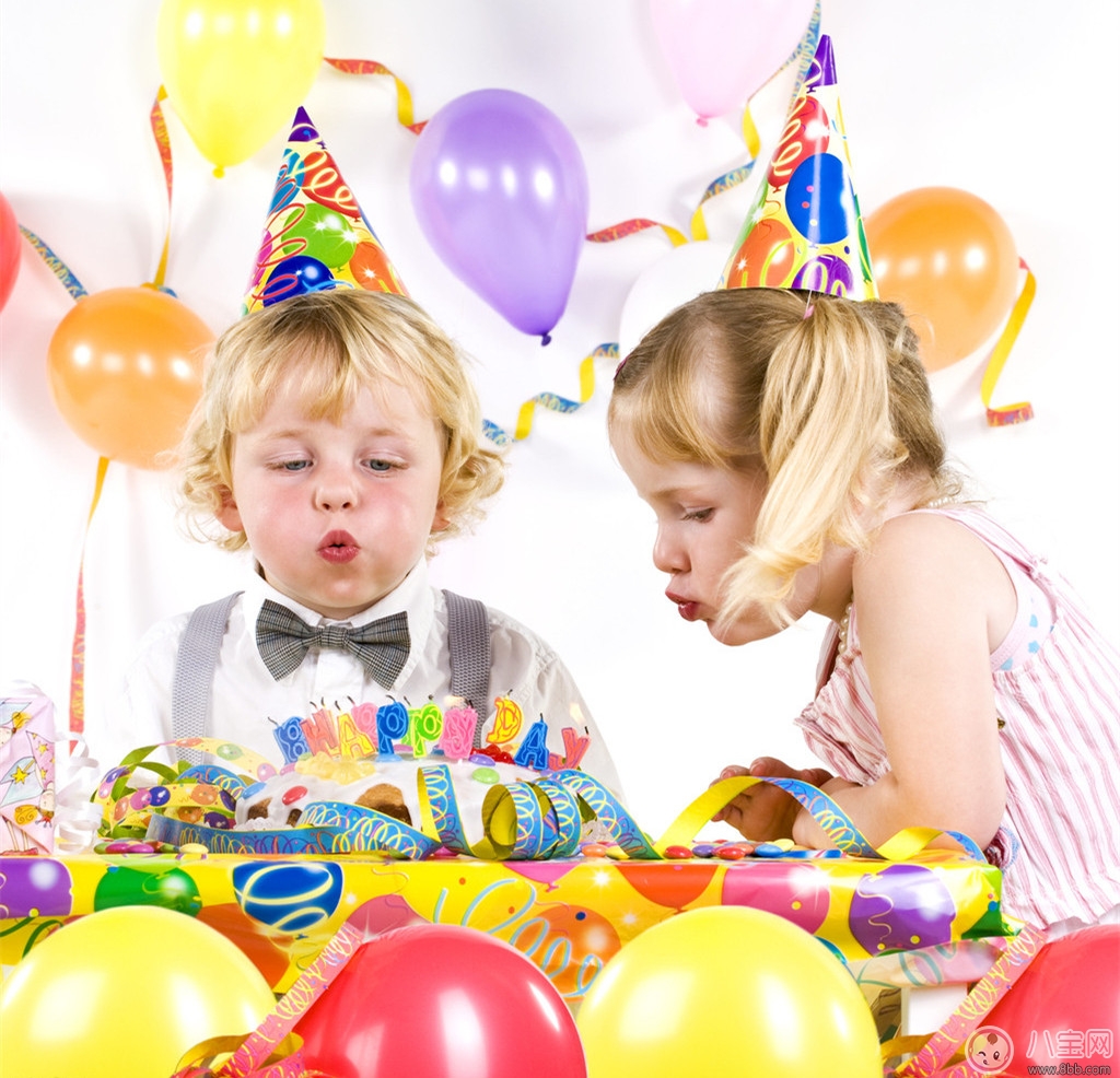 如何訓(xùn)練寶寶嗅覺、味覺發(fā)育 訓(xùn)練有哪些注意事項(xiàng)