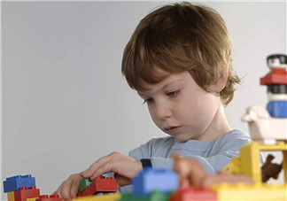 如何訓練寶寶嗅覺、味覺發(fā)育 訓練有哪些注意事項