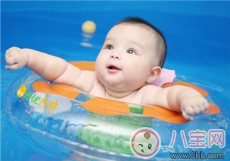 秋季寶寶有頭皮屑的原因 如何天然去除孩子頭皮屑