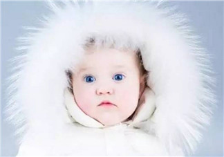 寶寶穿太多有什么壞處 寶寶穿太多反而生病是真的嗎