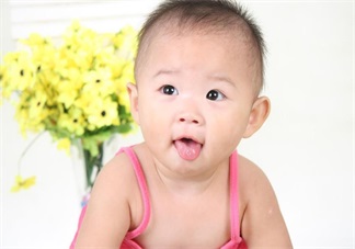 男寶寶經(jīng)常抓小雞雞 這樣引導(dǎo)會讓他忘記