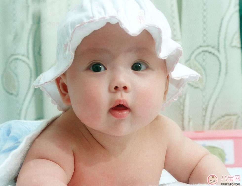 如何幫助寶寶度過磨人的長(zhǎng)牙期？