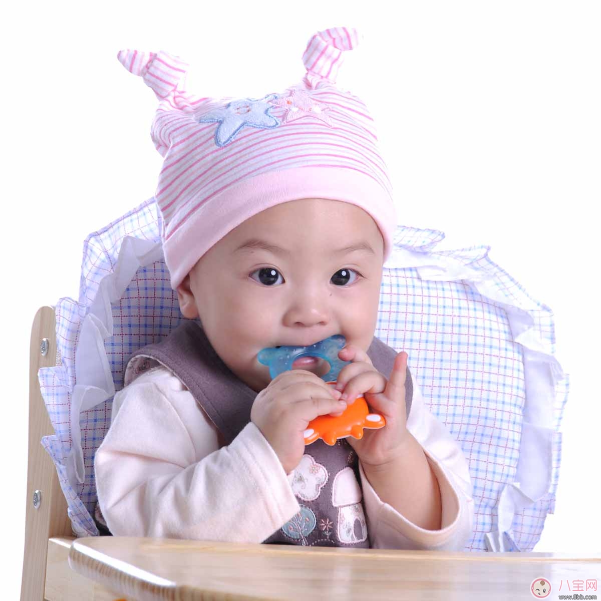 如何幫助寶寶度過磨人的長(zhǎng)牙期？