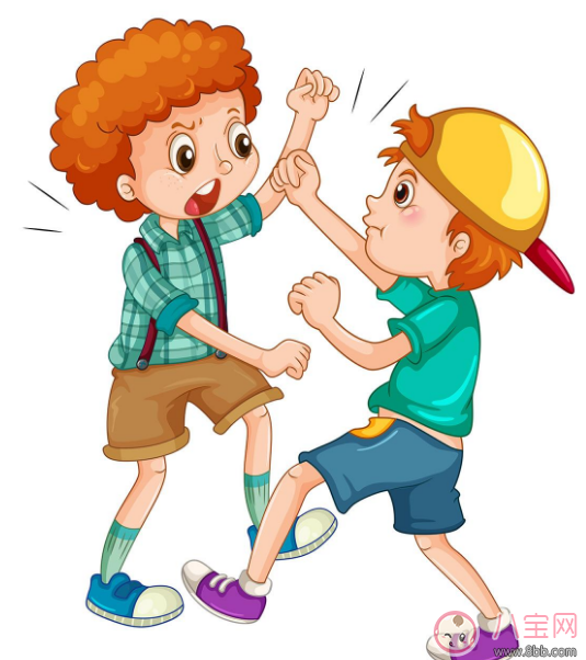 兩個孩子打架怎么做才正確 放手有時候比沖上去勸更好