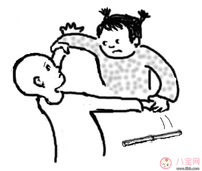 兩個孩子打架怎么做才正確 放手有時候比沖上去勸更好