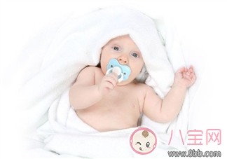 寶寶不吃奶瓶怎么辦？終于有招兒治了！