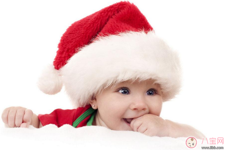 孩子喜歡吃手手 何時干預(yù)比較好