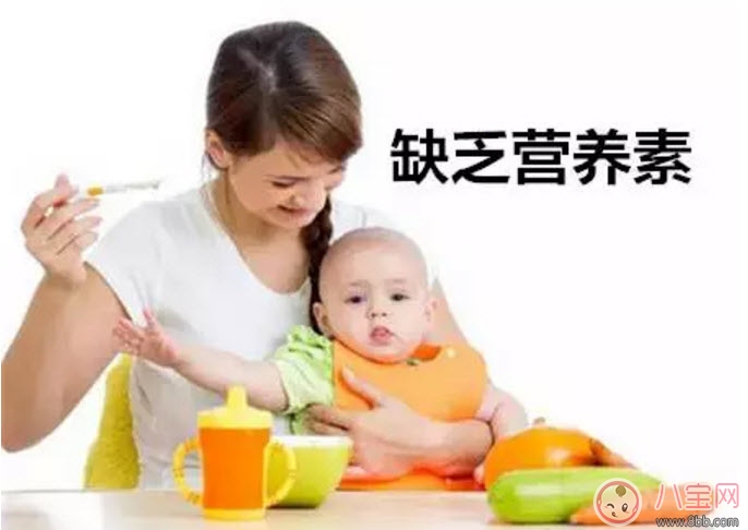 寶寶突然頻繁眨眼睛是怎么回事 寶寶最近頻繁用力眨眼睛是什么原因 寶寶突然頻繁眨眼睛是怎么回事 寶寶最近頻繁用力眨眼睛是什么原因