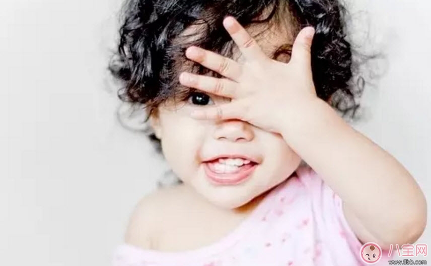 寶寶長牙慢是缺鈣嗎 寶寶長牙與補(bǔ)鈣的關(guān)系