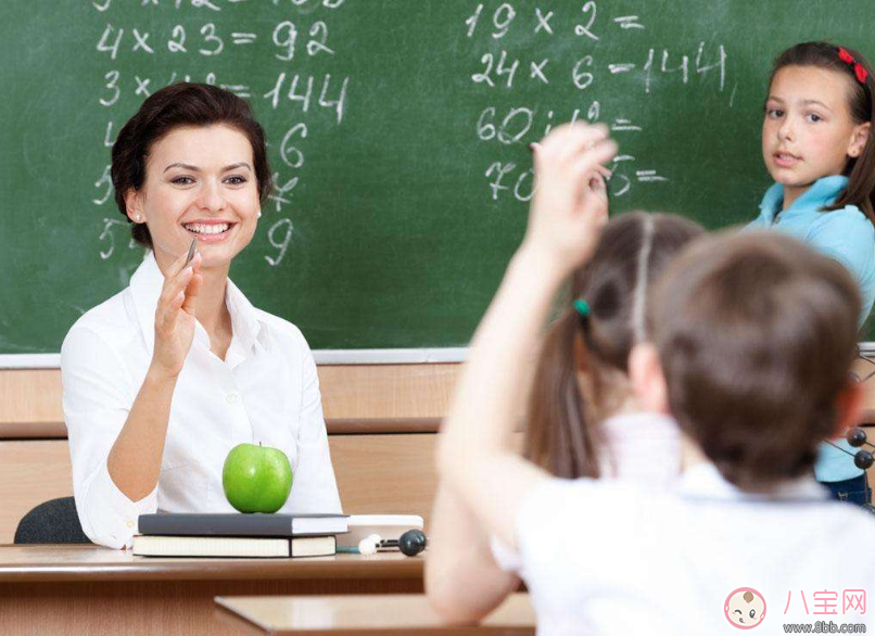 孩子只聽(tīng)老師的不停爸爸媽媽的 知道這個(gè)原因后爸爸媽媽沉默了