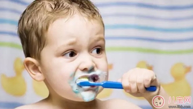 寶寶牙縫寬是什么原因 寶寶牙縫寬會(huì)自己閉攏嗎