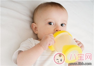 怎么喝水更健康  寶寶喝水常犯錯誤