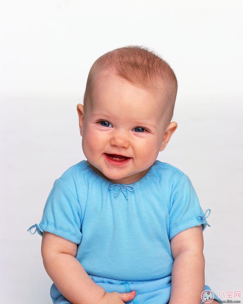 孩子磨牙，是因?yàn)槿扁}嗎？