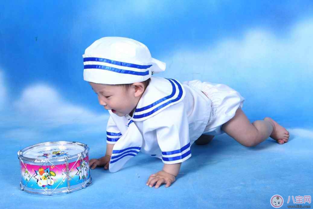 嬰幼兒爬行期  發(fā)展感知能力