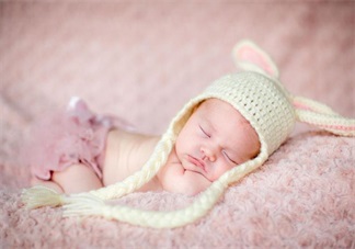 到睡覺時(shí)間了就哭 寶寶吵瞌睡有道理嗎