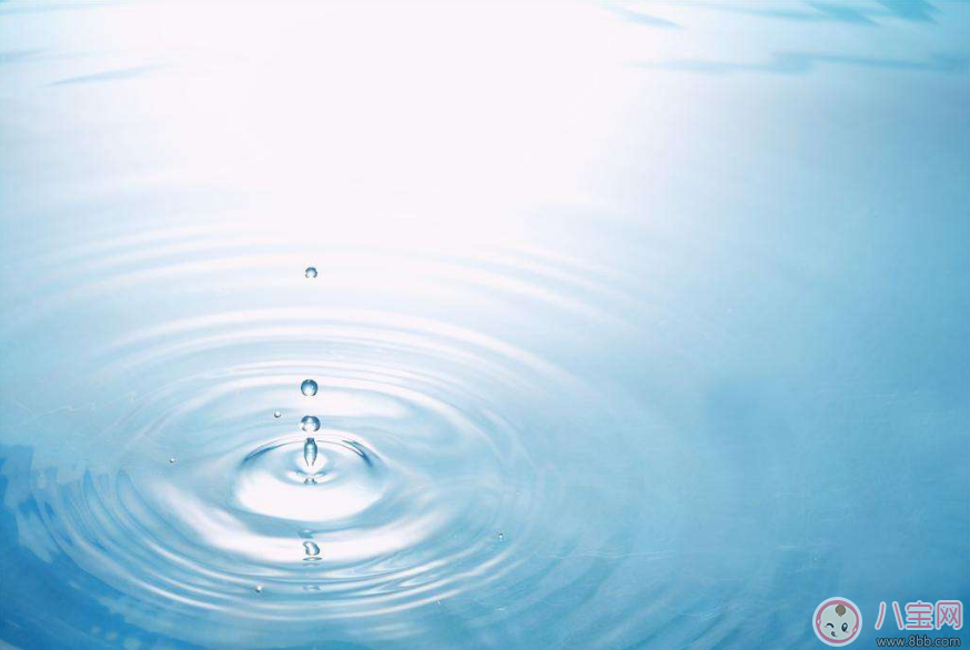 寶寶奶粉的沖泡用什么水好 不是所有的水都可以拿來(lái)沖奶粉