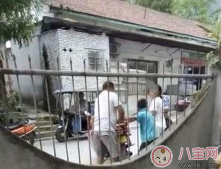 孩子離家出走怎么辦 擁有一個(gè)安寧的家庭才是孩子不離家出走的保障