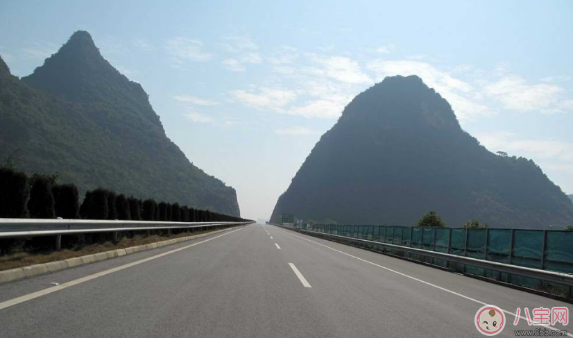 孩子離家出走怎么辦 擁有一個(gè)安寧的家庭才是孩子不離家出走的保障