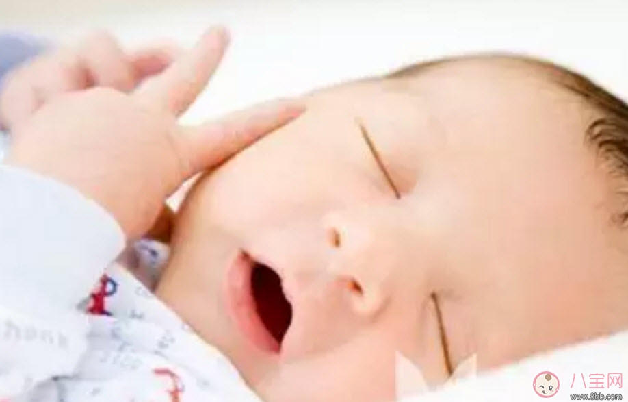 寶寶肺炎反反復(fù)復(fù)怎么辦 寶寶得了肺炎怎么治療 寶寶肺炎反反復(fù)復(fù)怎么辦 寶寶得了肺炎怎么治療