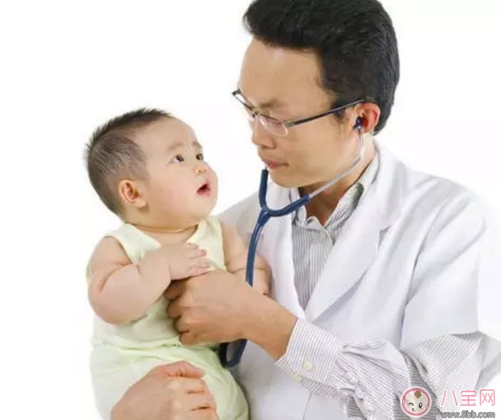 小寶寶支氣管肺炎什么癥狀 寶寶一直咳嗽是肺炎嗎