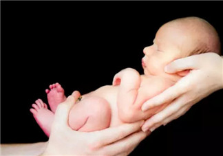 新生兒的頭可以摸嗎 為什么嬰兒的頭不能摸