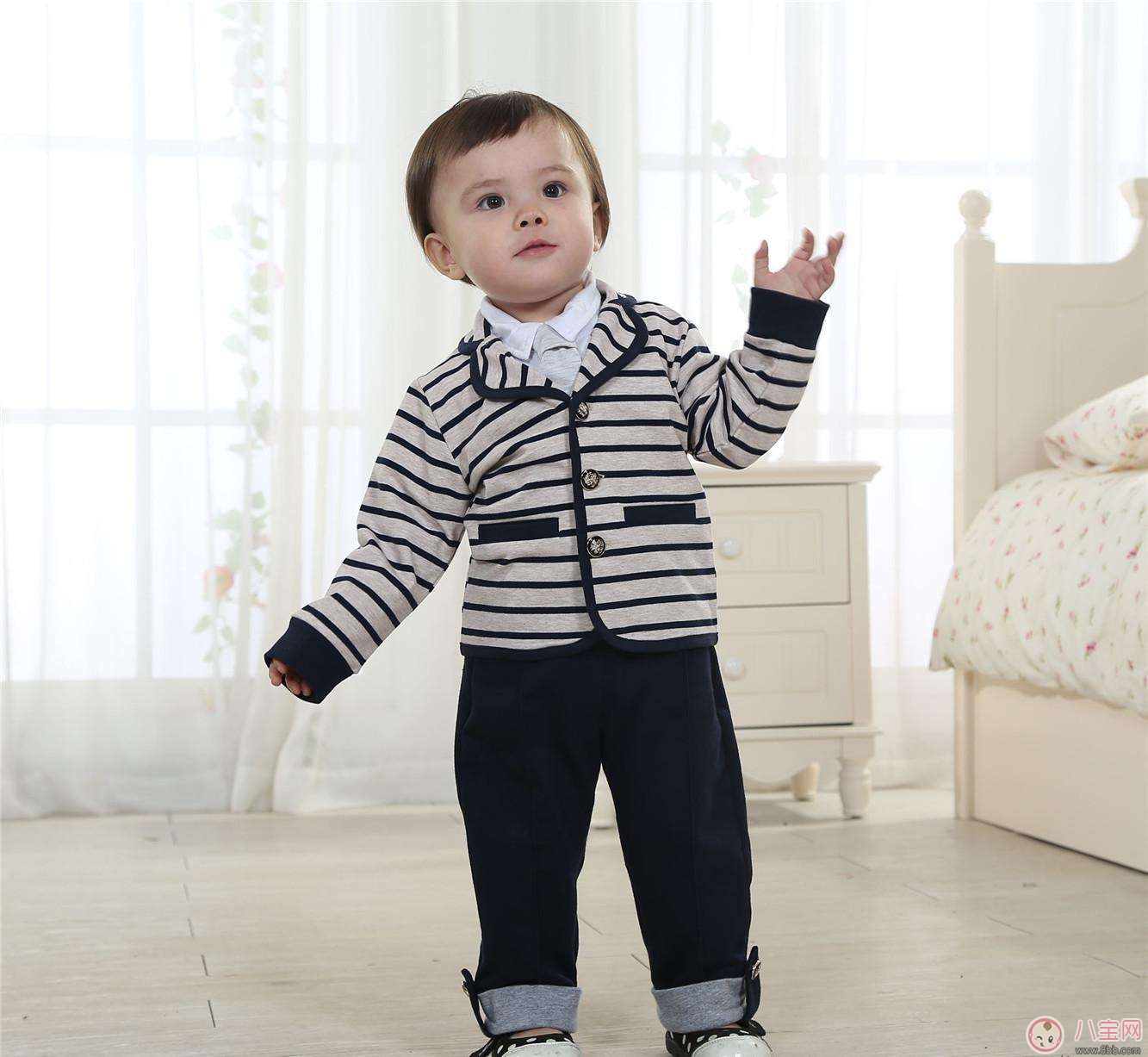 2017秋季如何給寶寶穿衣  正確的穿衣觀念說明