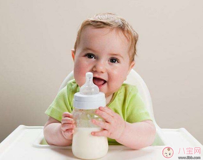 0-12月寶寶奶量標準 早產兒每日需要多少奶量 0-12月寶寶奶量標準 早產兒每日需要多少奶量
