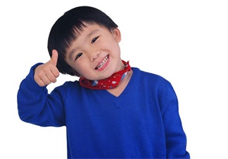 孩子長大換牙卻發(fā)現(xiàn)大量蛀牙 如何預(yù)防蛀牙