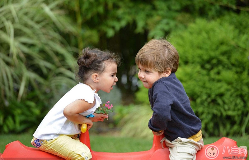 二三歲寶寶成長發(fā)展  寶寶成長有哪些問題