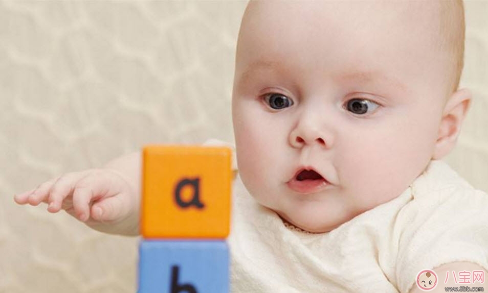 小孩觸覺(jué)敏感怎么辦能治愈嗎 寶寶觸覺(jué)敏感的表現(xiàn)有哪些