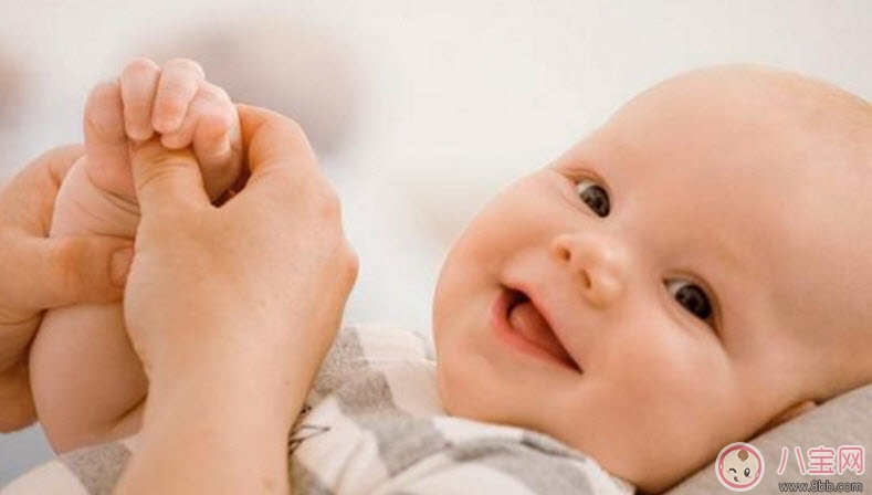 小孩觸覺(jué)敏感怎么辦能治愈嗎 寶寶觸覺(jué)敏感的表現(xiàn)有哪些