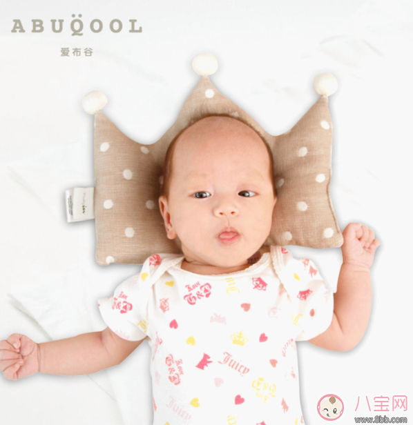 寶寶睡枕頭多大好 什么時(shí)候給寶寶睡枕頭好