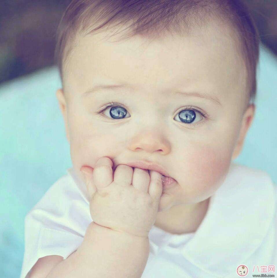 寶寶秋季流鼻血怎么辦  如何處理和預防