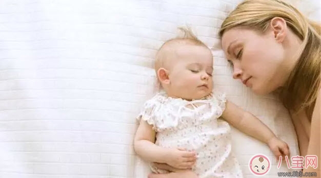 寶寶睡覺晝夜顛倒怎樣調整 寶寶晝夜顛倒睡覺怎么辦 寶寶睡覺晝夜顛倒怎樣調整 寶寶晝夜顛倒睡覺怎么辦