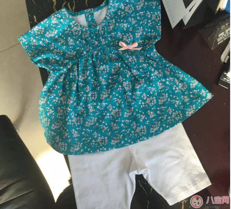 秋季購買寶寶衣服  材質(zhì)是第一考量